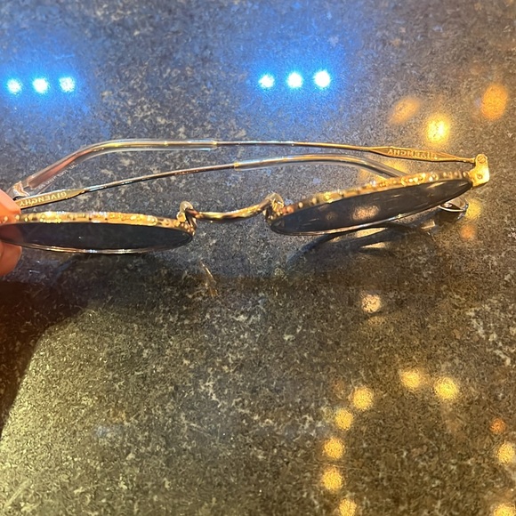 Givenchy sunglasses - Picture 2 of 4